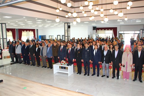 Kaymakamımız Sayın Selahattin HIDIR 18 Mart Çanakkale Zaferi ve Şehitlerini Anma Etkinliklerine Katıldı.